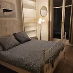 Appartement 2 Chambres 1 Salle De Bain Paris 8Eme Champs Elysees